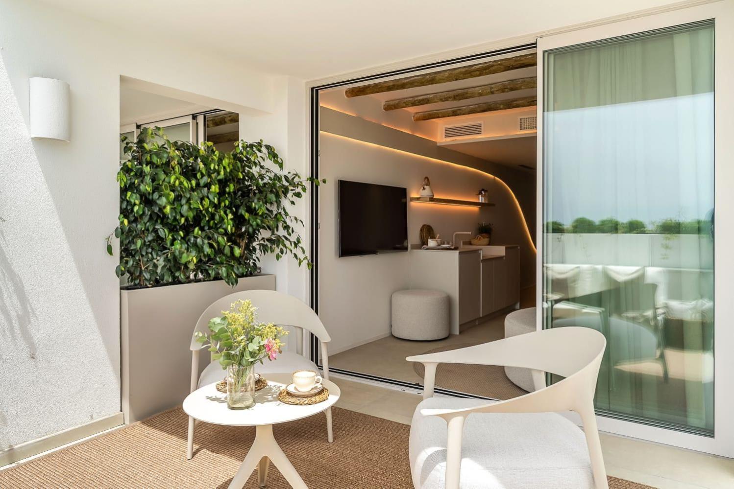 Apartamentos Azul Castelldefels Exteriér fotografie